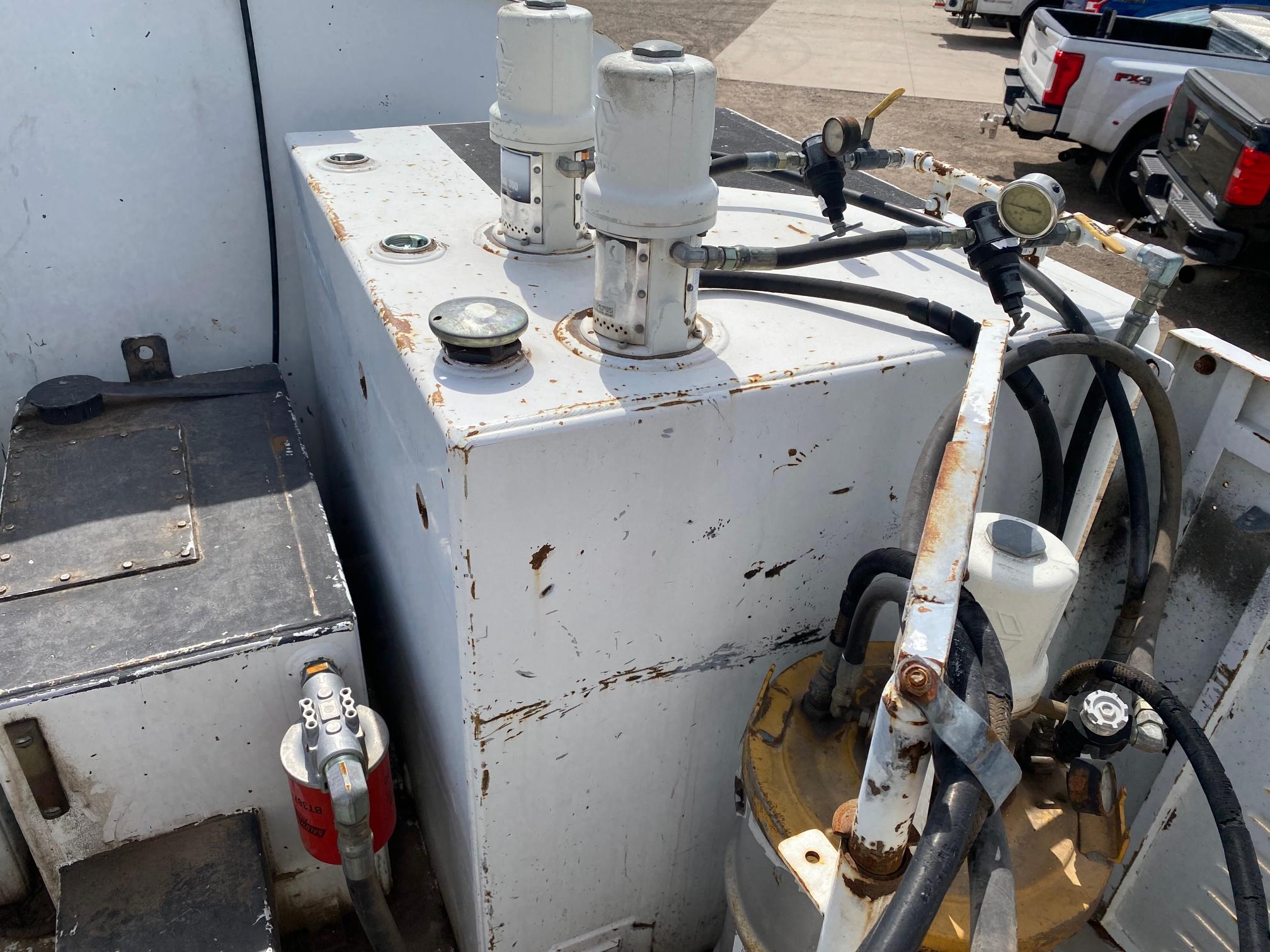 1995 INTERNATIONAL 8100 - Image 20